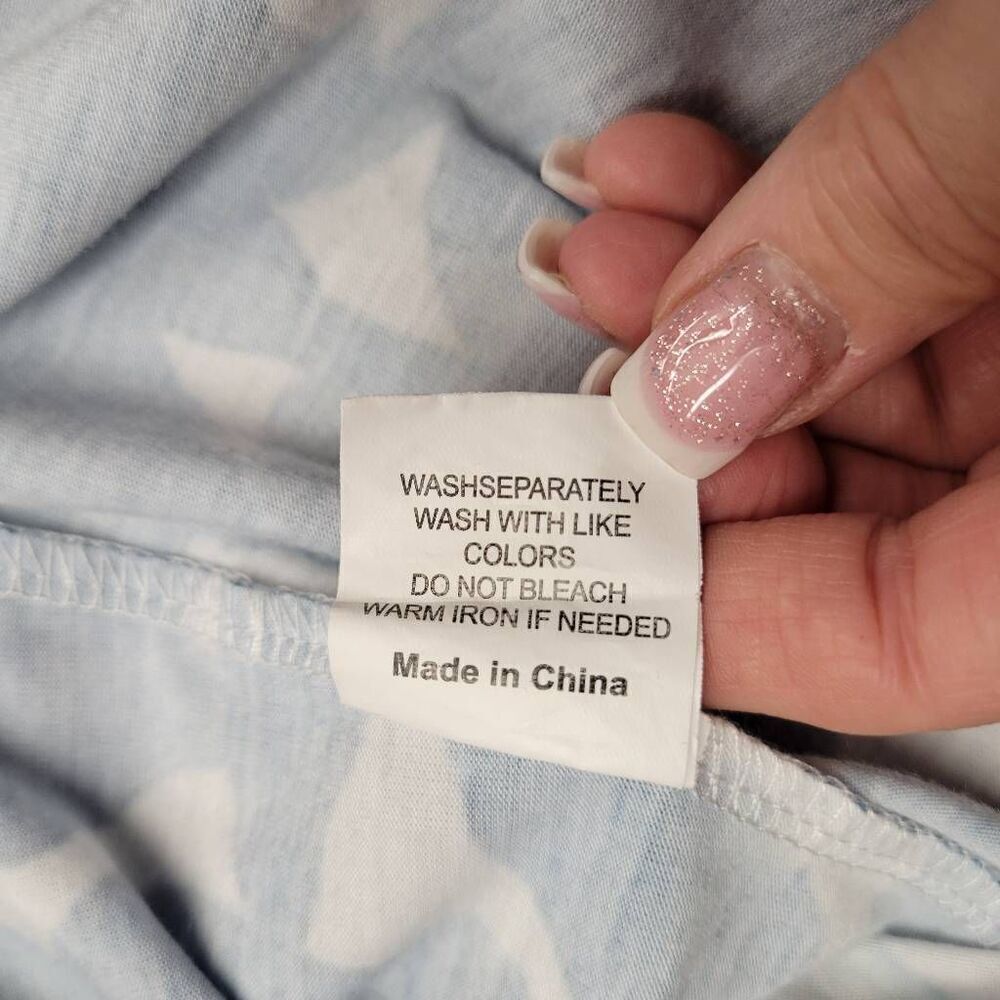 Three Medium Blouses - Picture 10 of 12